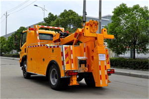 花家地高速路拖车费