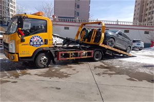 花家地救援拖车费用怎么算